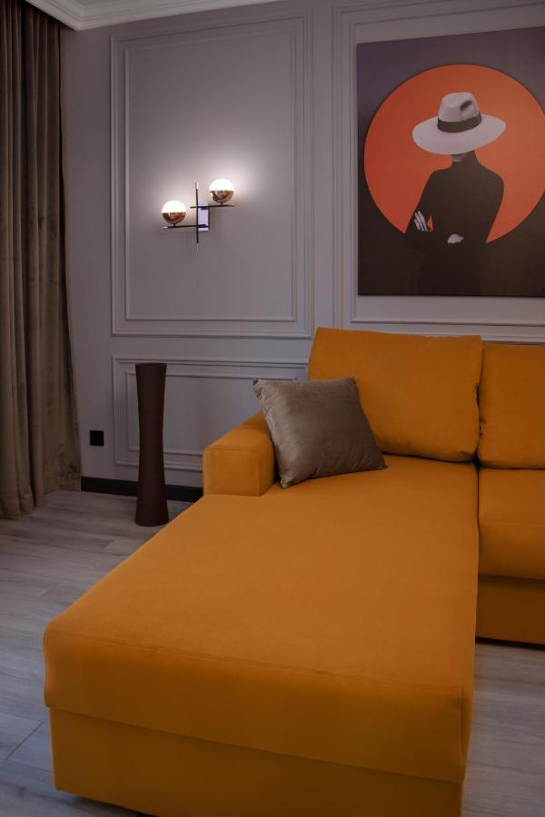 Royal 2 Apartments On Shevchenka 38 Str 리비프 외부 사진