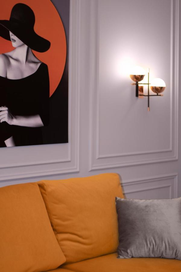 Royal 2 Apartments On Shevchenka 38 Str 리비프 외부 사진