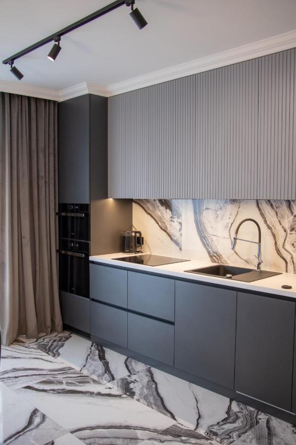 Royal 2 Apartments On Shevchenka 38 Str 리비프 외부 사진