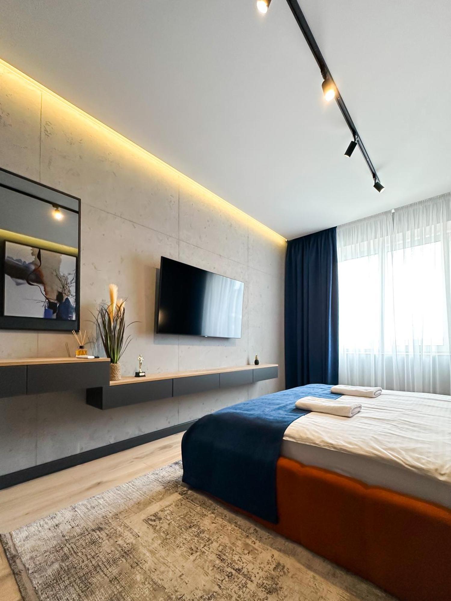 Royal 2 Apartments On Shevchenka 38 Str 리비프 외부 사진