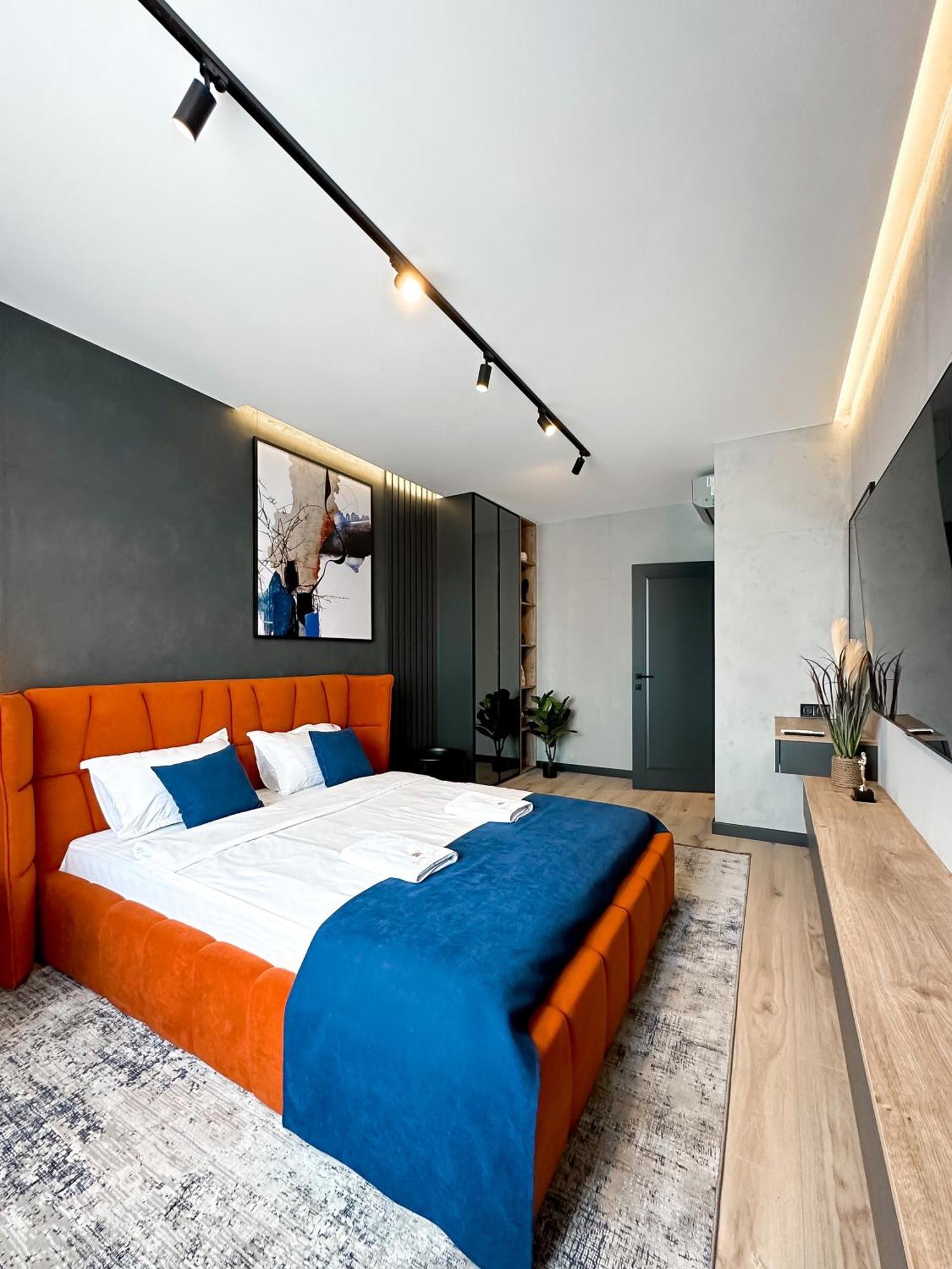 Royal 2 Apartments On Shevchenka 38 Str 리비프 외부 사진